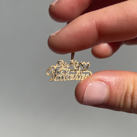 14k Yellow Gold BE MY VALENTINE charm