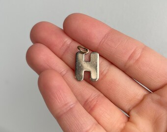 Vintage Boxy Letter H Charm in 14k Gold