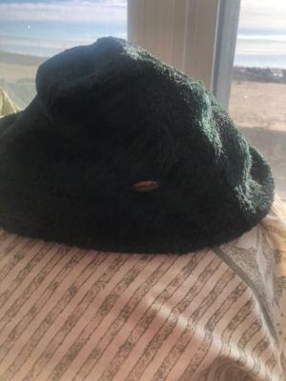 Liz Claiborne Green Felt Hat very Special