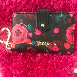 Monedero pequeño Juicy Couture con forma de corazón