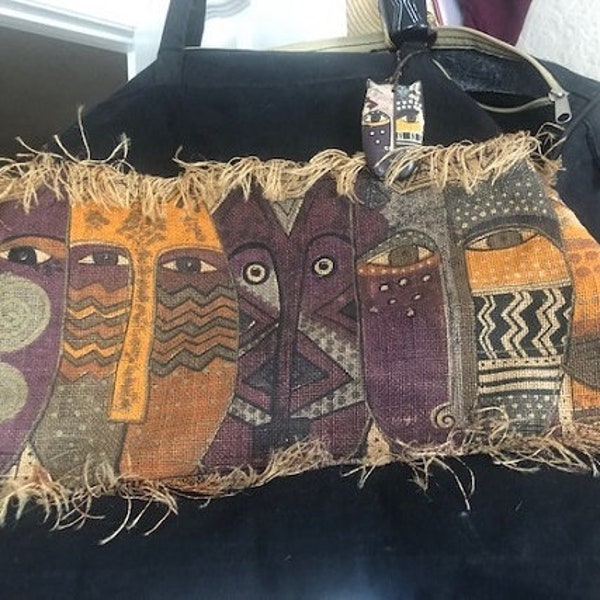 Lovely Laurel Burch pre owned duffel. Tapestry, Feline theme beautiful tapestry..very unique.