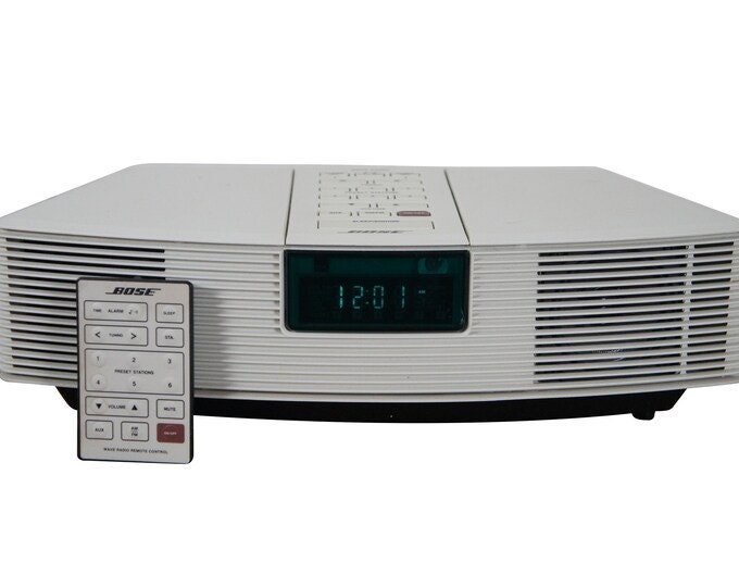 Bose Wave Radio/cd Player White in Color