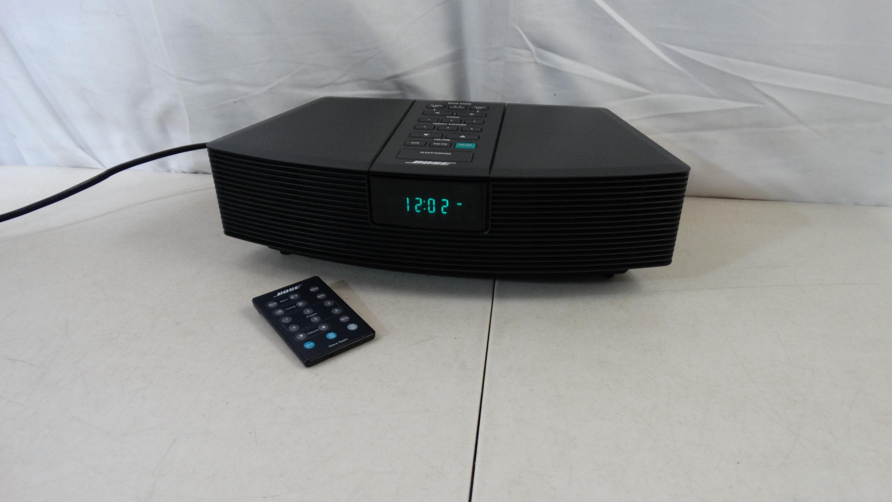 BOSE WAVE Radio AWR1-0W(ブラック)リモコン付　動作品美品 BOSE WAVE RADIO II AM/FM Radio Model: AWR1B2 (Black) w