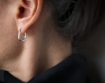 Sterling Silver Small Chunky Hoop Earrings . Unisex Huggy Hoops . Minimalist Earrings . Silver 925 . Jewelry for Men or Women