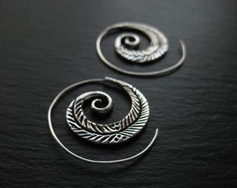 IMPERFECT . Small Ethnic Silver Spiral . Hoop Earrings Feather . Leaf Earrings . Tribal Gypsie Boho Chic Jewelry . FREE SHIPPING Canada