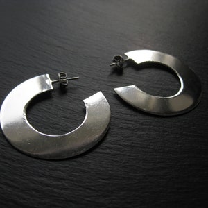 Modernist Hoop Earrings . Chunky Hoops . Thick Disc Earrings . Shiny Earrings . Minimalist Modern Jewelry . FREE SHIPPING CANADA