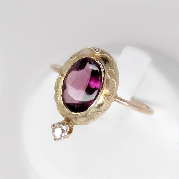 gold amethyst ring, gold diamond ring, art deco d