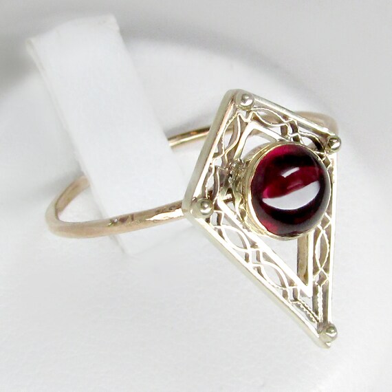 gold amethyst ring, amethyst ring, red amethyst ri