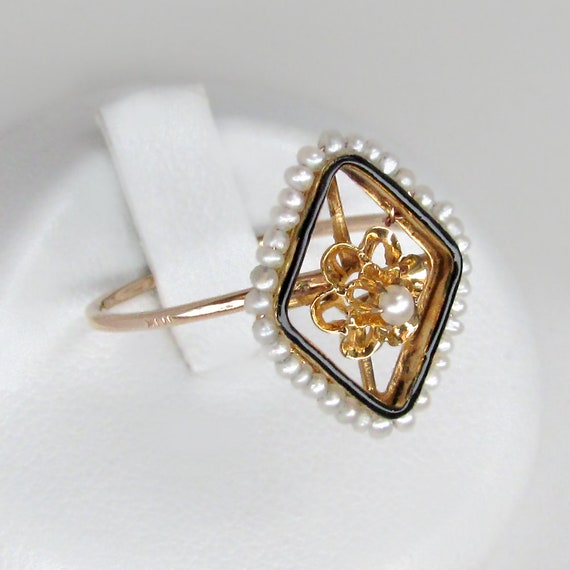 gold Victorian pearl ring, antique pearl ring, ant