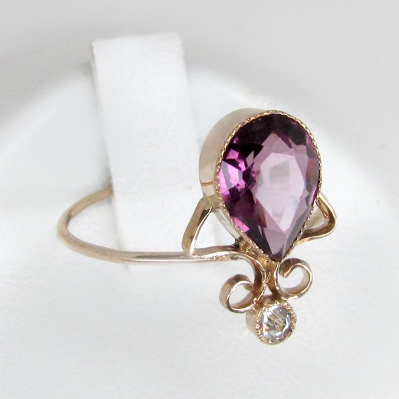 gold amethyst ring, gold diamond ring, art deco d