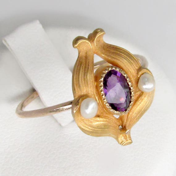gold amethyst ring, amethyst pearl ring, art nouve