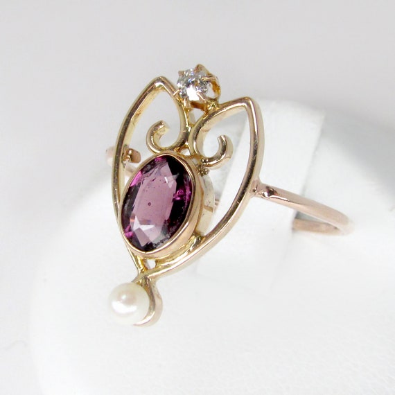 gold amethyst ring, gold diamond ring, art deco di