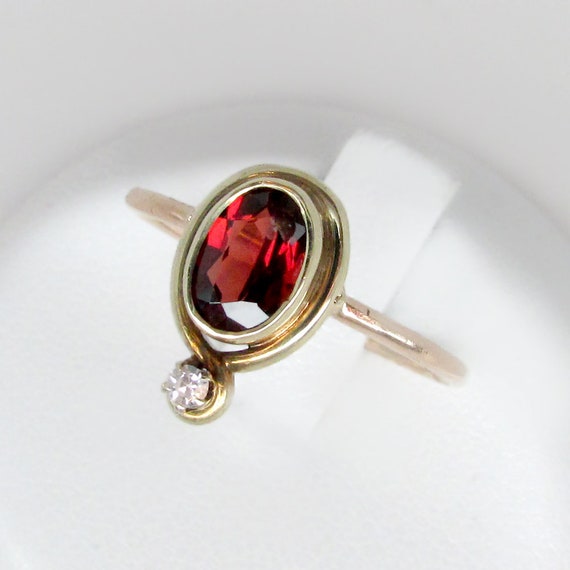 art deco ring, garnet ring, garnet diamond ring, a
