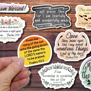 Set van 8 Bijbelversstickers, Lofpsalmen, Christelijke Laptopstickers, Waterdicht Gestanst Vinyl, Waterflessen, Tijdschriften, Cadeausets