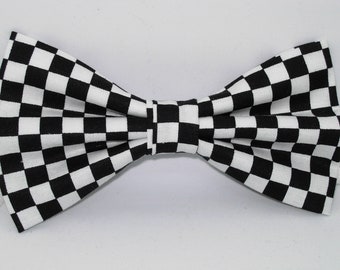 Boys Black /& White Mini Skulls Clip On Cotton Bow Tie