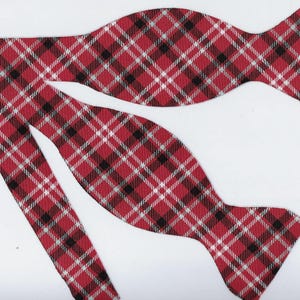 Red Plaid Bow tie | Black & White Diagonal Plaid on Apple Red | Self-tie, Pre-tied | Country Weddings | Bow ties for men | Boys bow tie