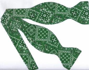 Kelly Green Bandana Bow tie, Western Bandana, Cowboy Birthday Party, Self-tie or Pre-tied, Bow ties for Men, Boys bow tie, Girls Hair bow