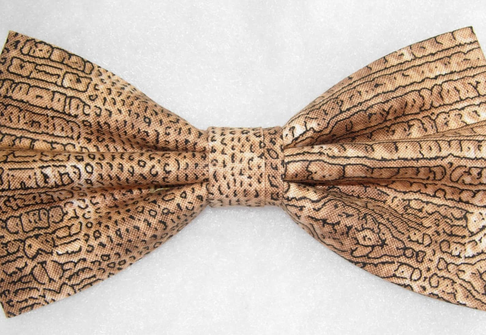 Picture of Alligator Print Bow Tie, Crocodile Print Bow Tie, Pre-tied Bow Tie ...
