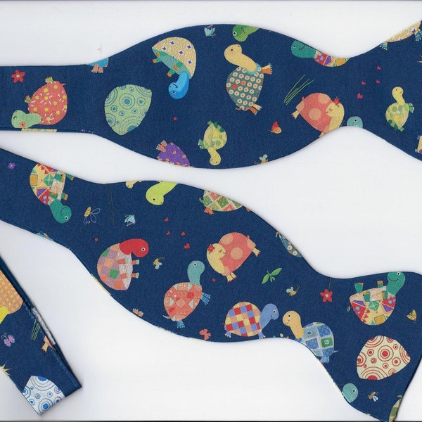 Turtle Bow tie, Playful Turtles on Navy Blue, Self-tie or Pre-tied, Bow tie for Men, Boy Bow tie, Birthday Party, Girls Hair Bow, Fun Ties