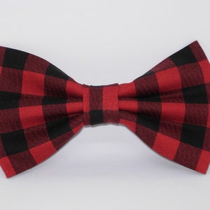 Buffalo Plaid Bow Tie, Red & Black Check (1/2&quot;) Pre-tied Bow tie, Lumberjack Winter Wedding, Bow tie for Men, Boys bow tie, Girls Hair Bow