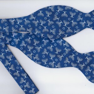 Hanukkah Bow tie, White Menorahs, Star of David, Self-tie, Pre-tied, Jewish Holiday, Ties for Men, Boy Bow tie, Girl Hair Bow, Bar Mitzvah