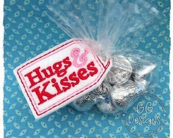 Hugs & Kisses Treat Bag Topper in the hoop machine embroidery design