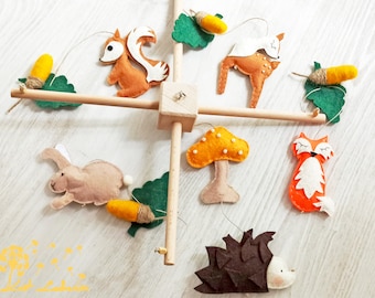 Baby Mobile, Woodland Animals, Handmade Baby Mobile, Nursery Decoration, Baby Shower Gift, Hanging Mobile, Fox Mobile, Acorn Mobile