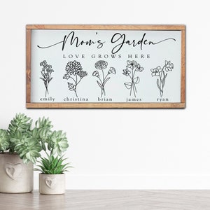 Mother&#39;s Day Gift, Mom&#39;s Garden Wood Sign, Personalized Gift for Mother&#39;s Day, Grandma&#39;s Garden Sign, Personalized Birth Flower Sign