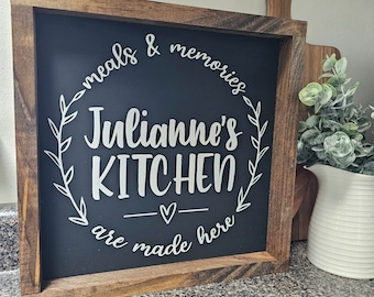 Personalized Kitchen Sign, Meals and Memories are Made Here Sign, Mom's Kitchen Sign, Farmhouse Kitchen Sign, Personalized gift for mom