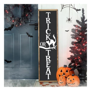 Trick or Treat Halloween Porch Leaner Sign, Halloween Front Door Decor, Halloween Porch Decor, Farmhouse Halloween Decor, Fall Porch Sign