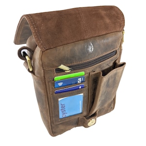 100% GENUINE HUNTER VINTAGE leather flap over everyday shoulder messenger bag ( two sizes )