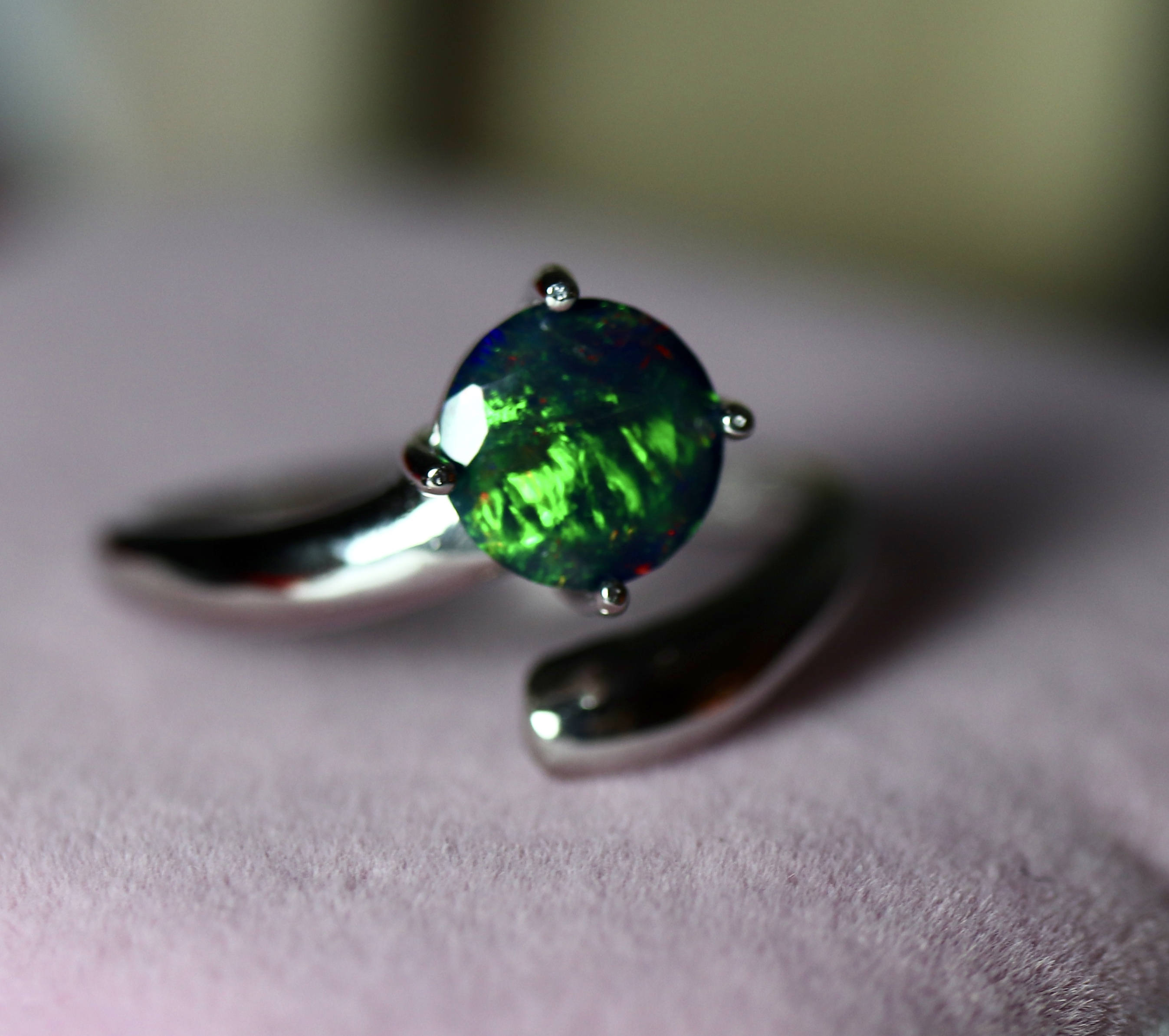Natural opal 2024