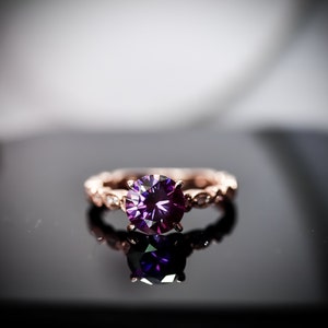 Purple Moissanite Engagement Ring Art Deco Solid Gold Wedding Ring set Diamond bridal ring set in 14k rose gold vintage style, imagen 7
