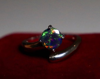 Black opal ring, fire opal, opal ring, natural opal ring, natural black opal, silver ring, black Opal, black Opal jewelry, red fire, opal