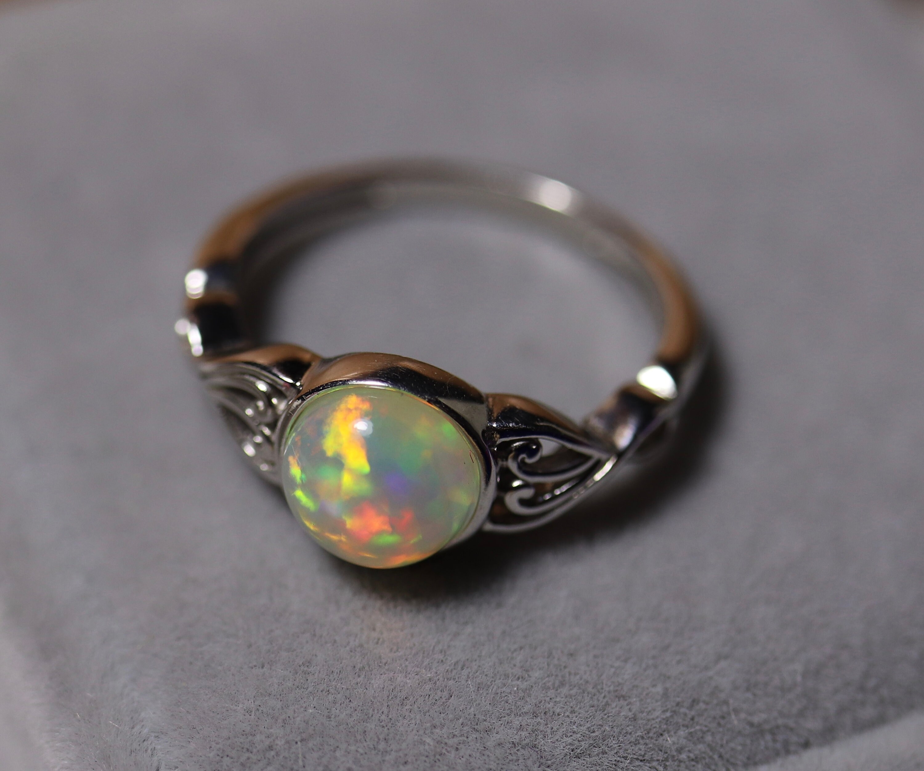 custom opal rings