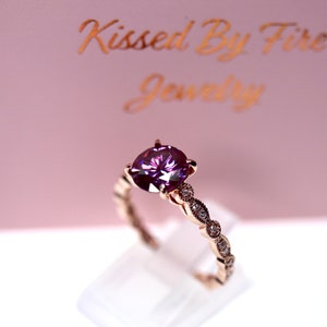 Purple Moissanite Engagement Ring Art Deco Solid Gold Wedding Ring set Diamond bridal ring set in 14k rose gold vintage style, imagen 3