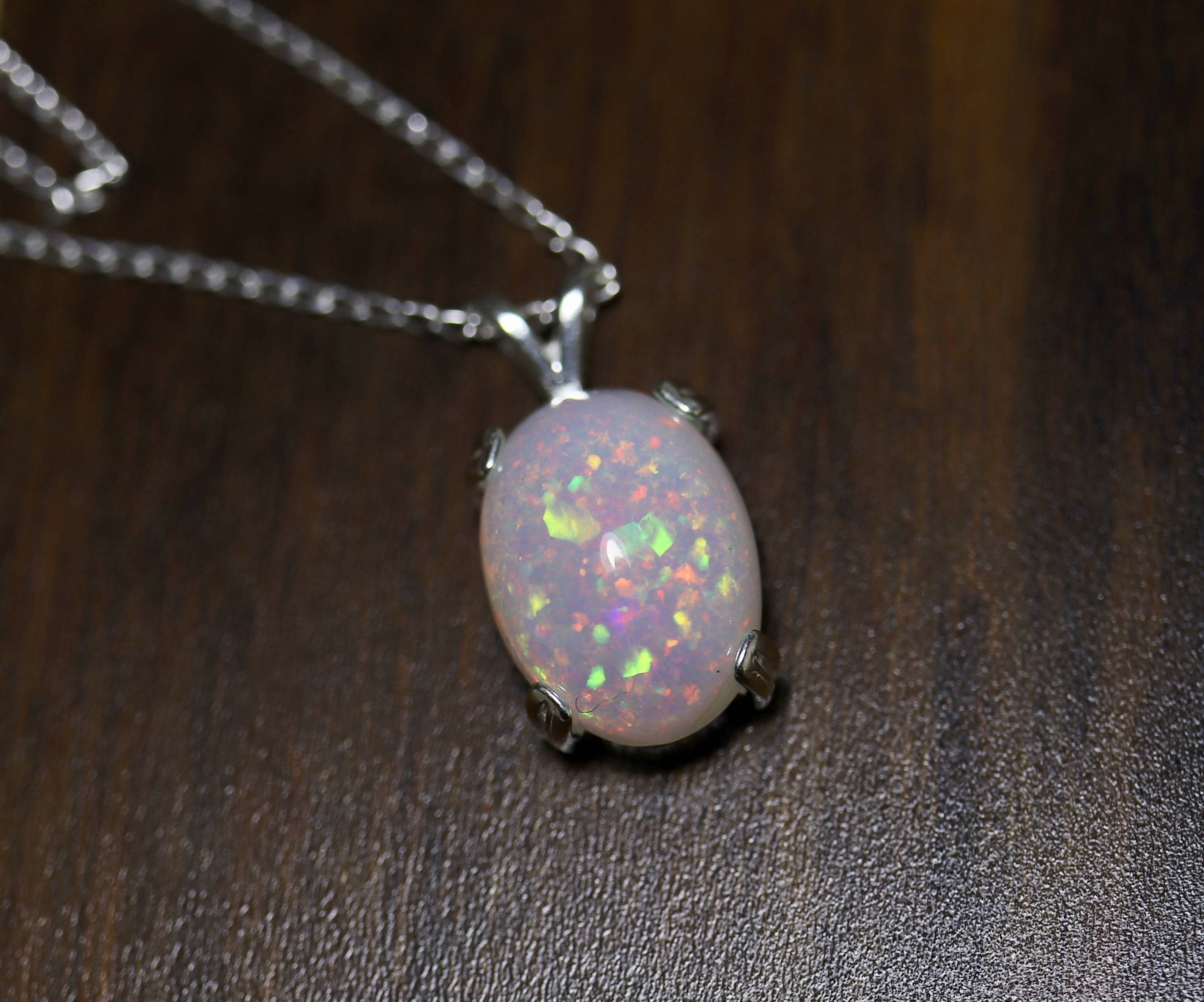 SHIMMERING pin fire pattern 4.6 ct MASSIVE white opal necklace, fire ...