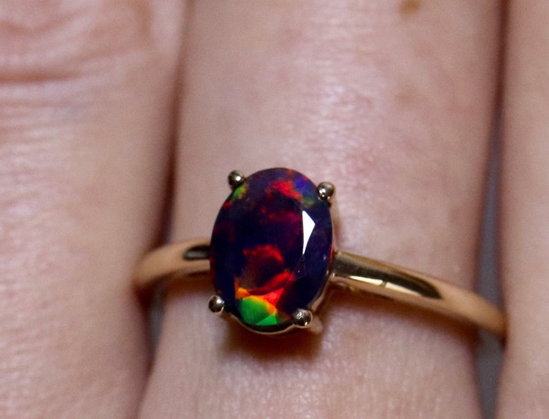 Resultado de imagen para black opal rings