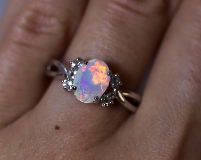 Natural opal ring, fire opal ring, opal engagement ring, rainbow opal, dainty opal ring, anniversary ring, rings for women, gift for her,