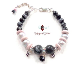 Bracelet bohème chic argent gris noir rose perles de culture gemme céramique breloques