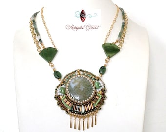 Designer necklace pendant embroidered 3 rows boho chic brass 24 carat gold white green gemstones