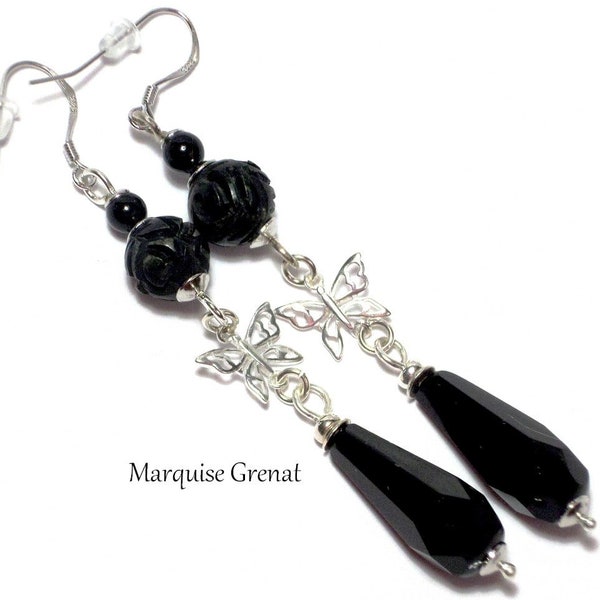 Boucles d'oreilles papillons pendantes en argent perles bois sculpté et longues poires en onyx noir