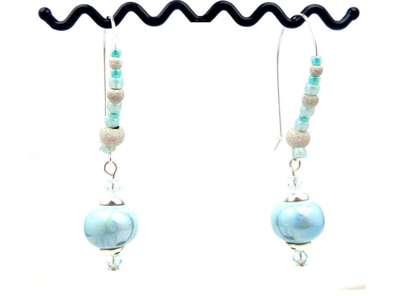 Boucles d'oreilles en argent bleu clair perles en céramique cristal Swarovski modernes chics image 4