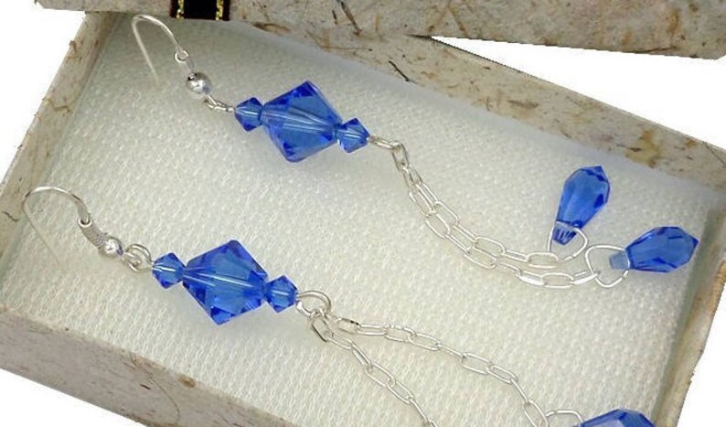 Swarovsi modern chic glamorous sapphire blue earrings crystal drops earrings