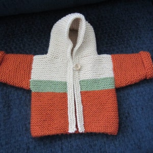Hoodie in orange and green (first size)