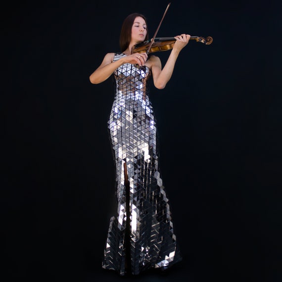 ＭＭ6 Silver mirrored one-shoulder dress MM6 Maison Margiela Silver Disco Drape Mid-Length Dress MM6