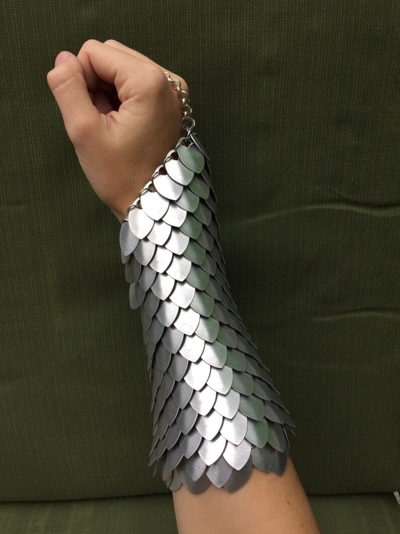 Premium Dragon Scale Bracer Silver