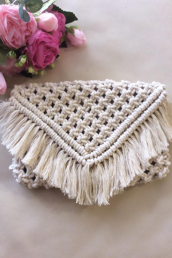 macrame clutch
