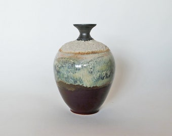 Small decorative hand-thrown & hand-glazed pot.