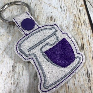 Kitchen Mixer, Kitchen Mixer Keychain, Kitchen Aid Mixer, Baker, Baker Lover Gift, Mothers Day Gift, Chef Gift, Gift for Baker, Keychain image 5